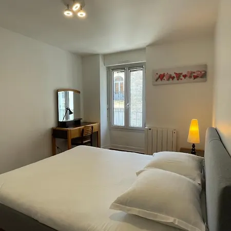 Central 3* Biarritz