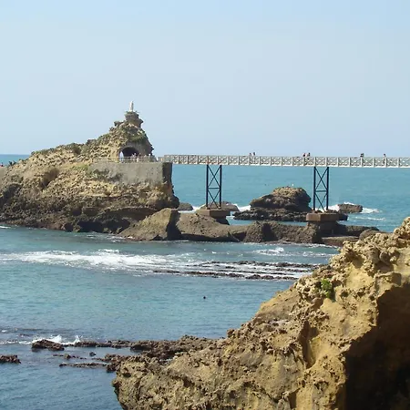 Central Apart-hotel Biarritz